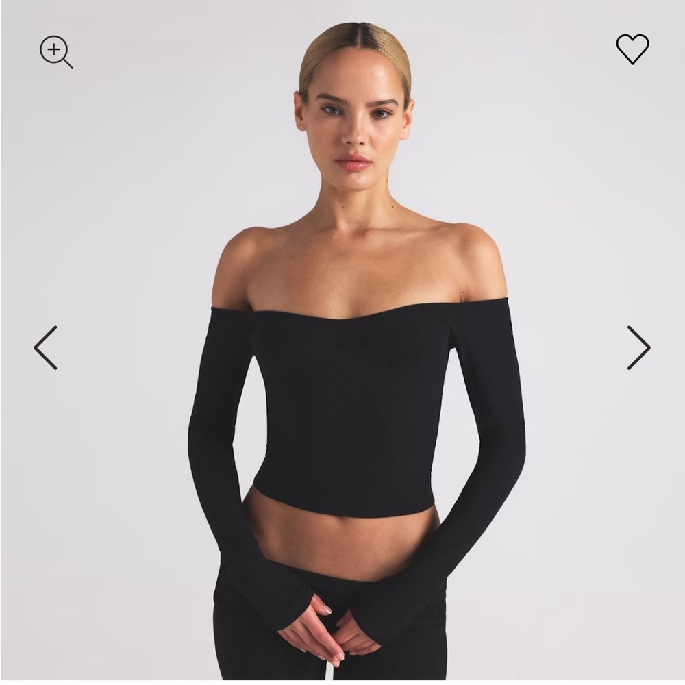 SKIMS Soft Lounge Black Off-the-Shoulder Top